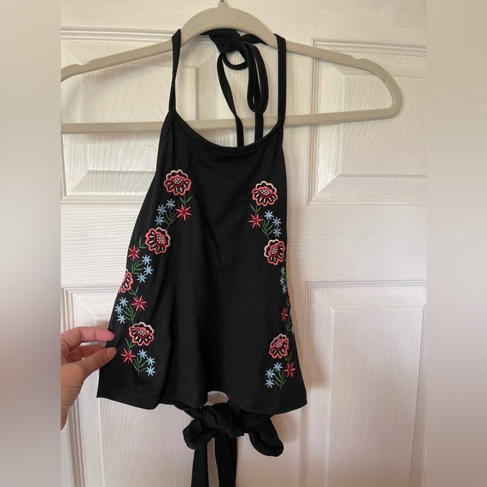 Tie Back Cropped Tank